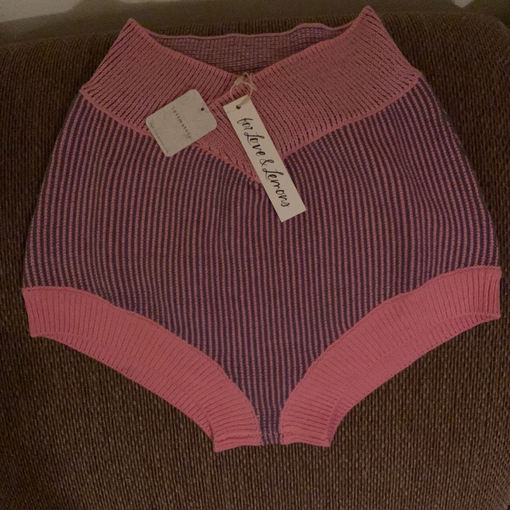 BNWT For love & lemons/ intimately Free People shorts.